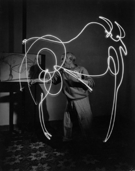 Drawing and Writing with Light